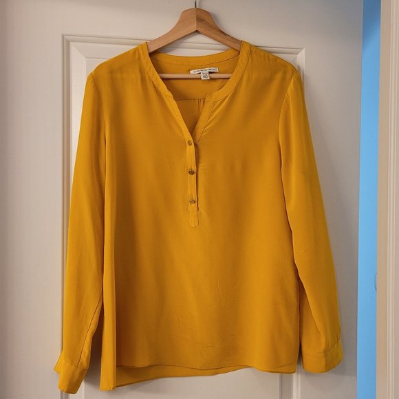 Mustard Yellow silk blouse, banana Republic - Picture 1 of 5